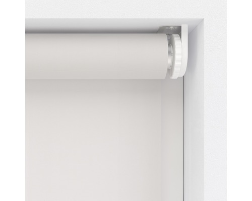 Vnútorná roleta v okennom ráme