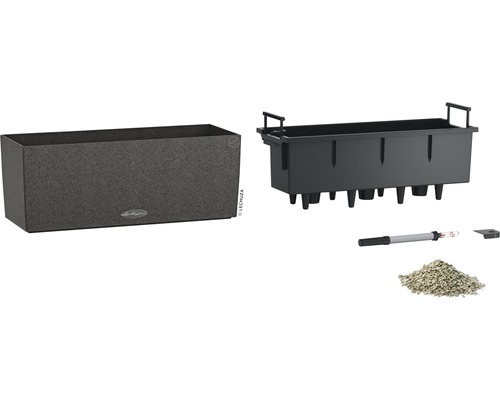 Kvetináč so zavlažovacím systémom a príslušenstvom