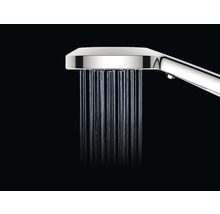 Ručná sprcha s prúdom vody