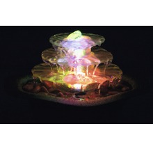 Dekoratívna izbová fontána s tromi úrovňami a osvetlením