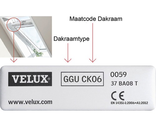 Štítok s informáciami o strešnom okne Velux vrátane označenia typu a rozmerového kódu