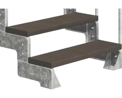 Dvojstupňové schodisko z kovu s hnedými stupňami