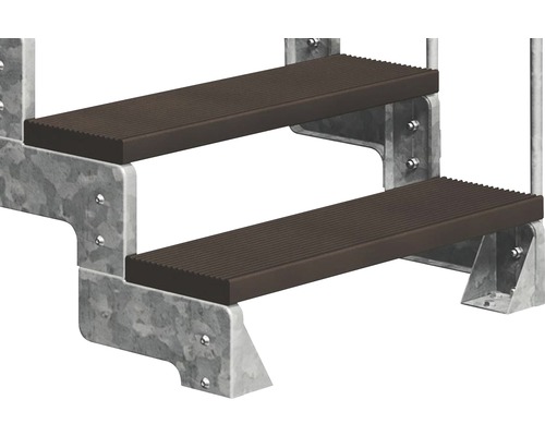Dvojstupňové schodisko s pozinkovaným oceľovým rámom a stupňami s rebrovaným profilom