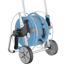 Záhradný hadicový vozík s hadicou a striekacou pištoľou