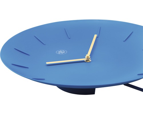 Nástenné hodiny s čiarkovým indexom a ručičkami