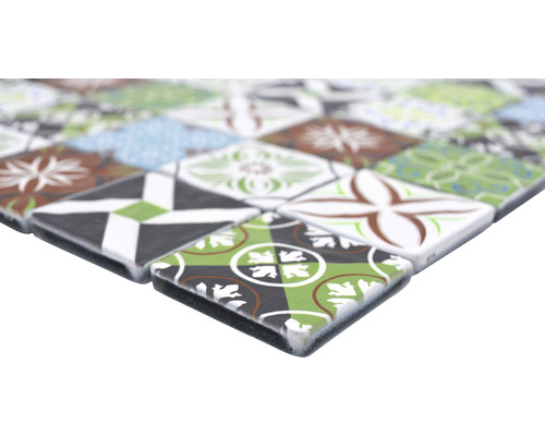 Mozaikové dlaždice s rôznymi vzormi