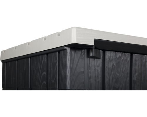 Detailný pohľad na úložný box s vzhľadom dreva