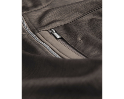 Detailný záber bundy so zipsom
