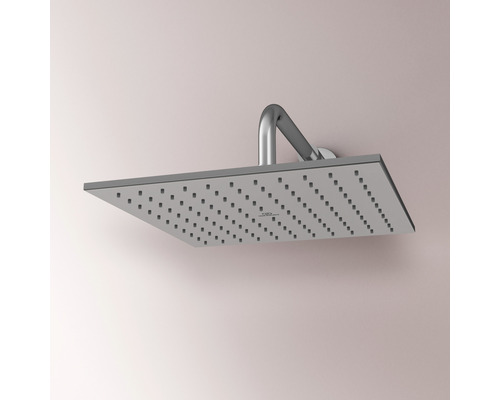 Štvorcová sprchová hlavica na montáž na stenu