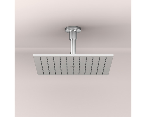 Štvorcová hlavová sprcha na montáž na strop v kúpeľni.