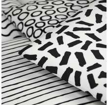 Posteľná bielizeň s rôznymi geometrickými vzormi