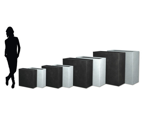 Obdĺžnikové kvetináče rôznych veľkostí z plastu