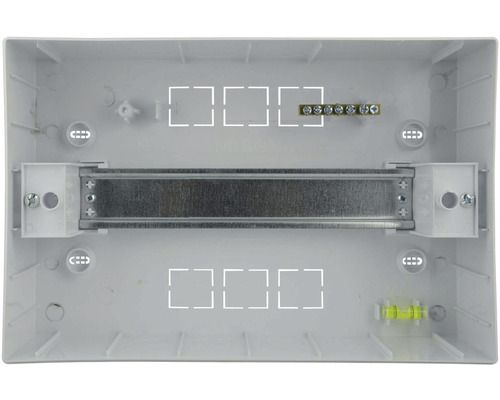 Rozvodná skriňa na povrchovú montáž s metrickým prelisom, montážnou lištou a pripojovacími svorkami.