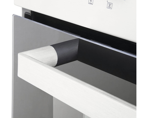 Detailný pohľad na rúru s držadlom