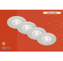 Štyri vstavané bodové svietidlá pre teplé biele svetlo