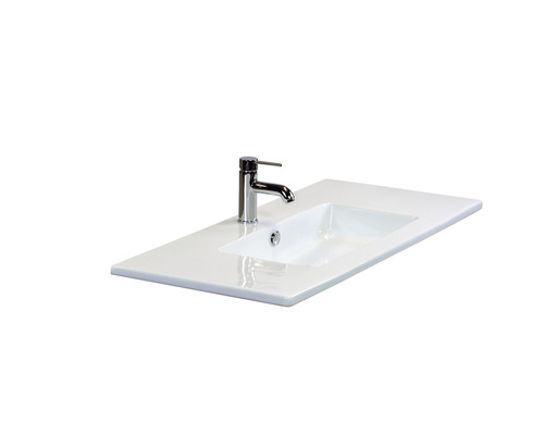 Umývadlo s batériou do kúpeľne