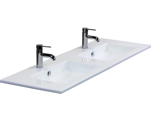 Dvojité umývadlo s dvomi kohútikmi