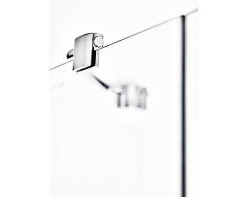 Detail sprchového kovania