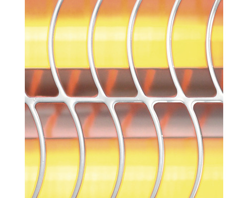 Detailný pohľad na radiátor s rebrovanou konštrukciou.