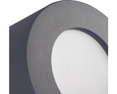 Detail nástenného svietidla