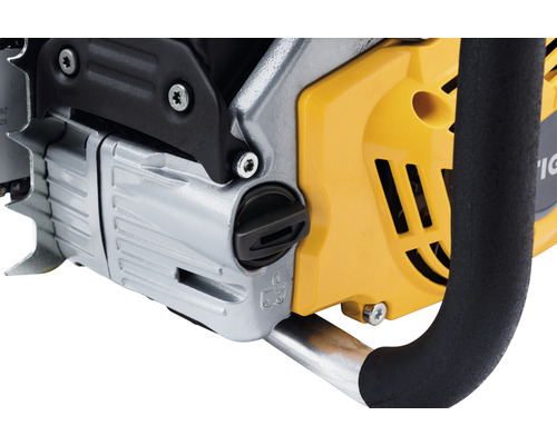 Detailný záber reťazovej píly