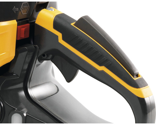 Detail rukoväte reťazovej píly