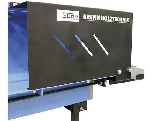 Detailný pohľad na štiepačku dreva s logom Güde