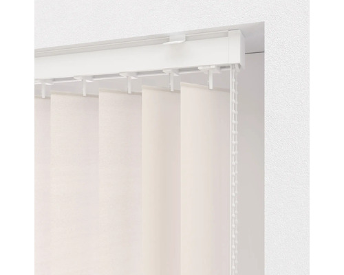 Vertikálna žalúzia s ovládacou retiazkou