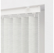 Vertikálna žalúzia na okne s ovládacou retiazkou