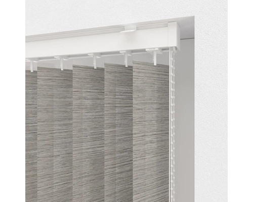 Vertikálna žalúzia s lamelami a ovládacími prvkami