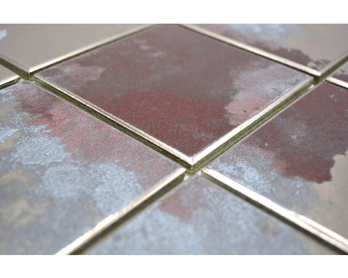 Detail štvorcových obkladačiek