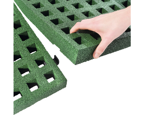 Zelené zatrávňovacie dlaždice z plastu so spojovacím systémom