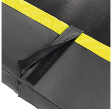 Detailný záber krytu trampolíny so suchým zipsom