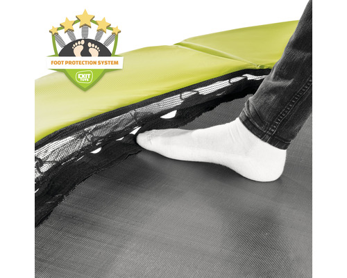 Detailný záber trampolíny so systémom ochrany nôh a logom EXIT Toys.