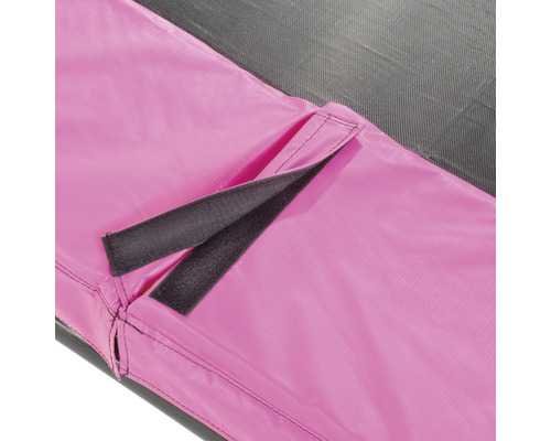 Detailný pohľad na kryt trampolíny so suchým zipsom