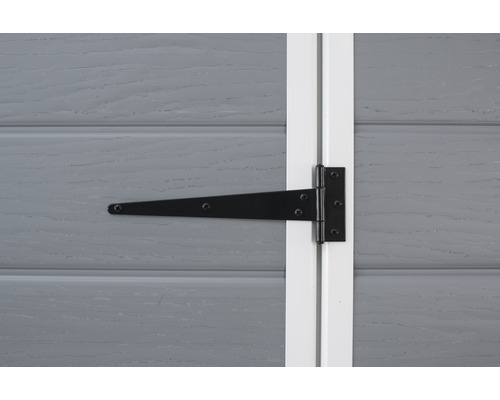 Čierny záves v tvare T na sivých drevených dverách