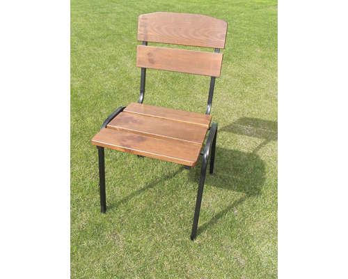 Záhradná stolička z dreva a kovu