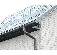 Strecha s odkvapom a zvodom na dome