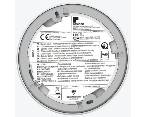 Zadná strana hlásiča dymu Resideo s certifikáciami a varovaniami