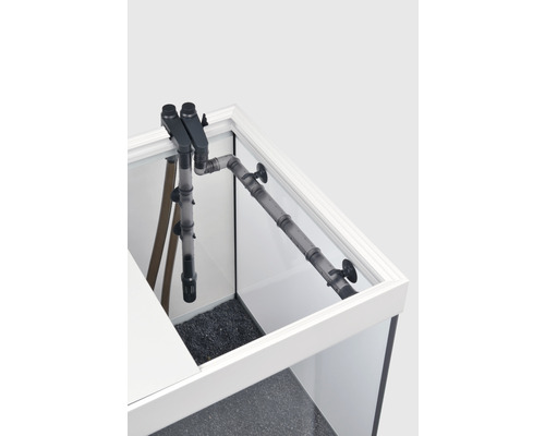 Akvárium s filtračným systémom a substrátom