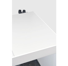 Detailný pohľad na kúpeľňovú skrinku s umývadlom