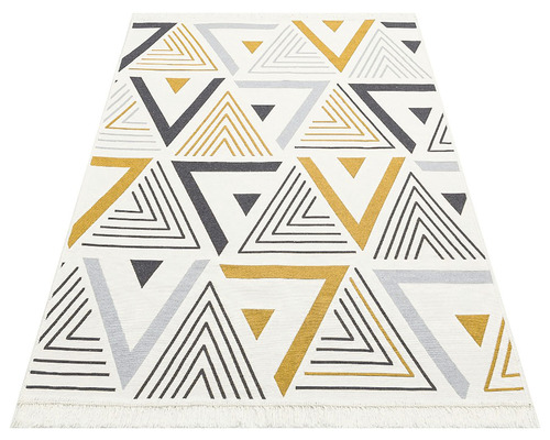 Koberec s trojuholníkovým vzorom