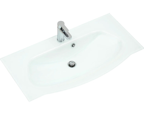 Keramické umývadlo s vodovodnou batériou