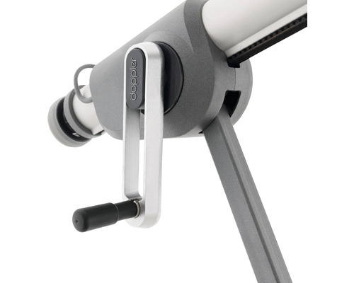 Detailný pohľad na kľukový mechanizmus slnečníka s logom Doppler