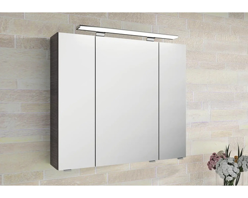 Zrkadlová skrinka s tromi dvierkami a osvetlením