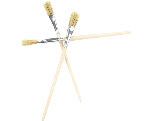 Tri štetce na lak s drevenou rukoväťou