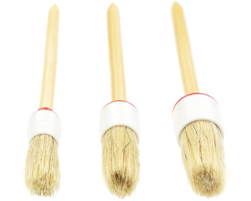Tri okrúhle štetce s drevenou rukoväťou a štetinami