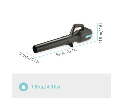 Akumulátorový fúkač lístia Gardena s rozmermi 90 x 15,6 x 24,5 centimetrov a hmotnosťou 1,8 kilogramu.