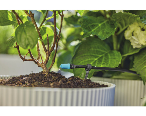 Kvapkový zavlažovací systém pre rastliny v kvetináčoch