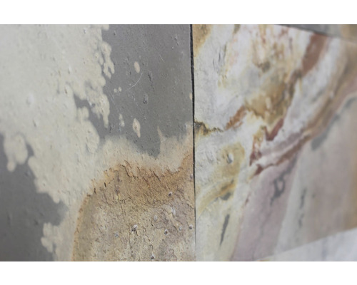 Detail bridlicových dlaždíc